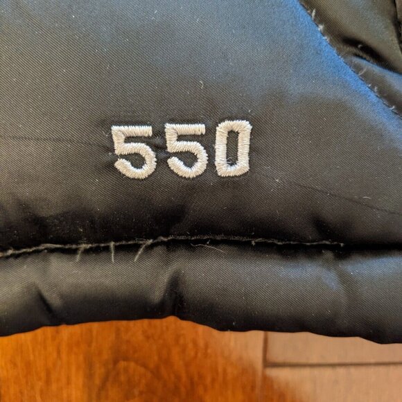 The North Face women's black 550 down filled vest - Picture 8 of 13